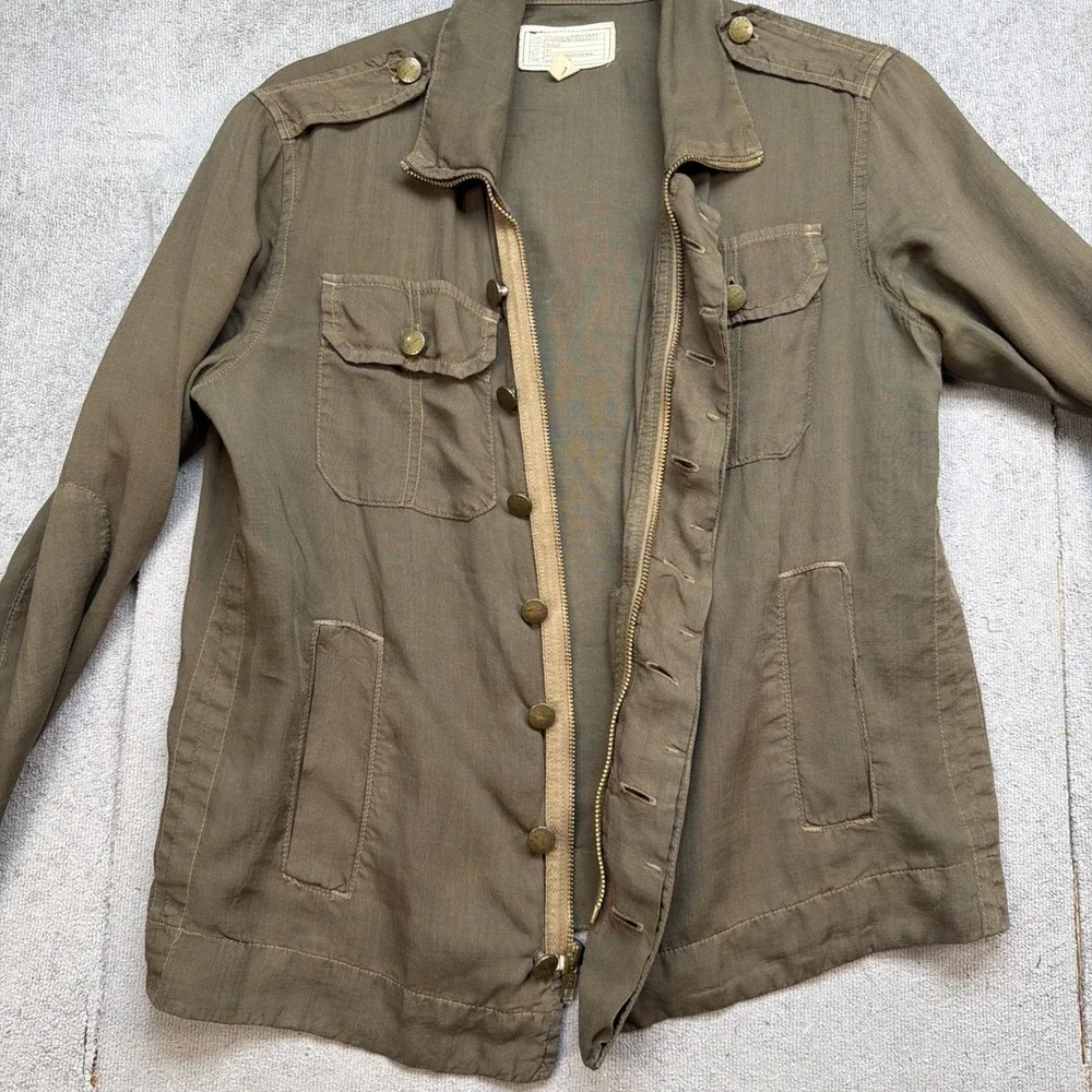 Current/Elliott from discoloration small